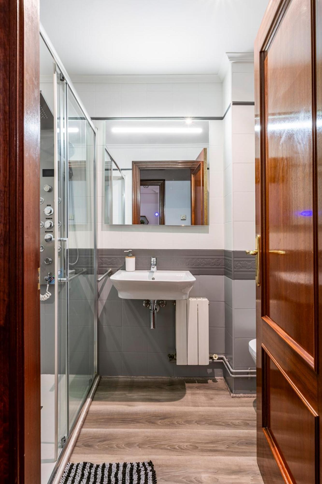 Exclusivo "Gran Bilbao" Suite Deluxe Parking Opcional Santurtzi Eksteriør billede